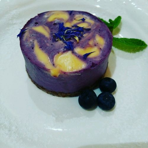 amazingly colored cake at Graze in Antibes