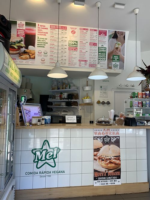 Limpio y práctico  at Burger Mel - Suarez Guerra in Tenerife