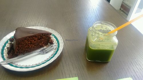 gluten free, vegan, cold pressed organic at Green Conga - Biomarket and Cafeteria in Gran Canaria