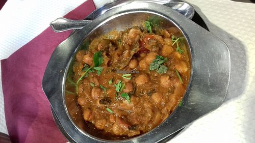 Chana masala, Curry de pois chiches at Saravanaa Bhavan in Paris