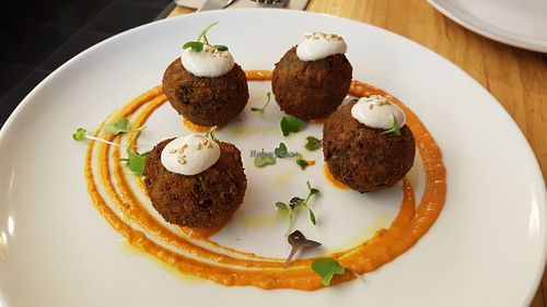 Arancinis at Quinoa Arago Vegetaria in Barcelona