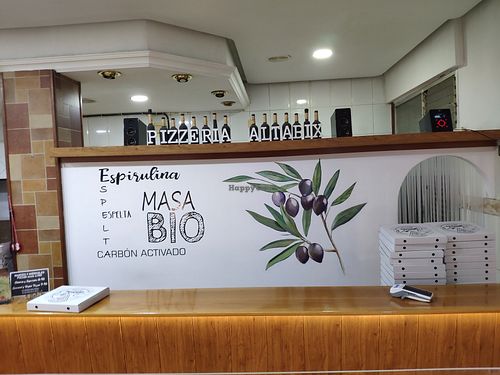 Counter at Pizzeria Altabix in Elche