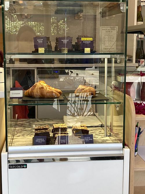 (Beckenham branch) tiffins (5/6 vegan)  at Blowing Dandelion in South East London