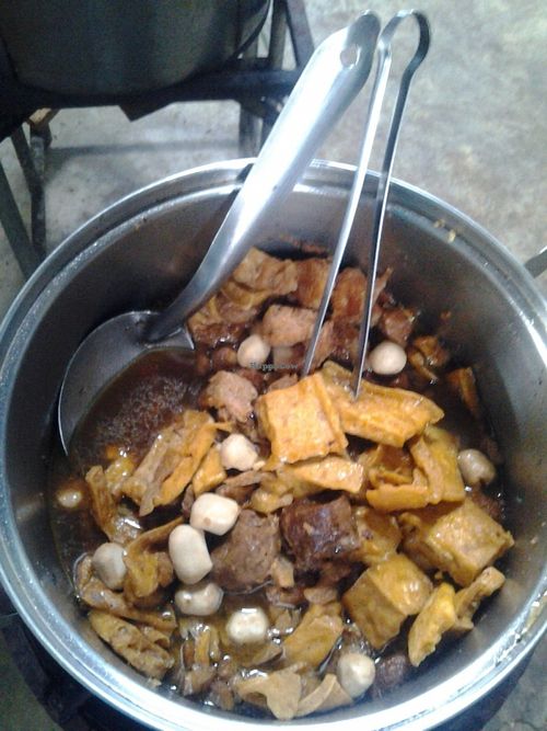 Great test,healthy food at very cheap price at Ban Khrua Jai in Trat