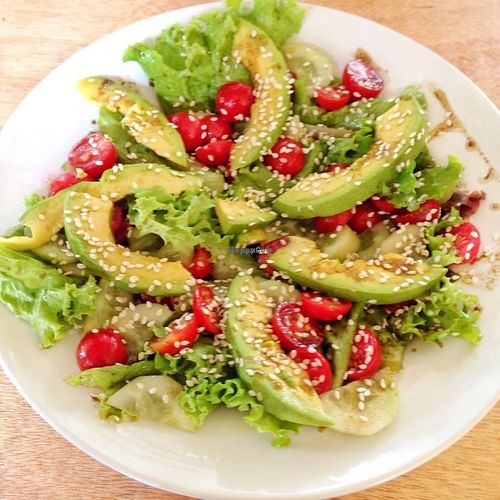 Avocado, cherry tomatoes salad with sesame seeds in a balsamic and extra virgin olive oil vinaigrette at Teaffanys in Goa