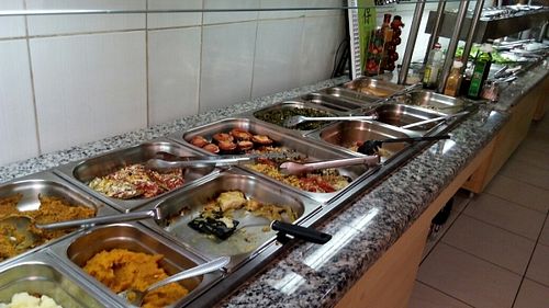 buffet line at Harmonia Restaurante Natural in Rio Grande