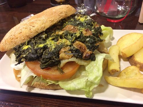 Spinach burguer at La Bodegueta in Benicarlo