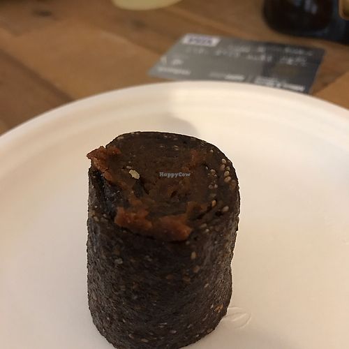 cinnamon roll  at Say Cheez Raw in Budapest