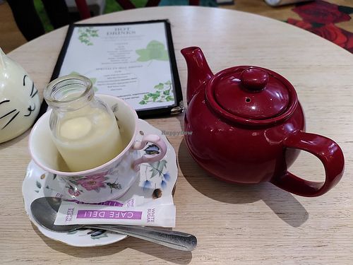 Masala chai with soy milk at Lady Dinah's Cat Emporium in East London