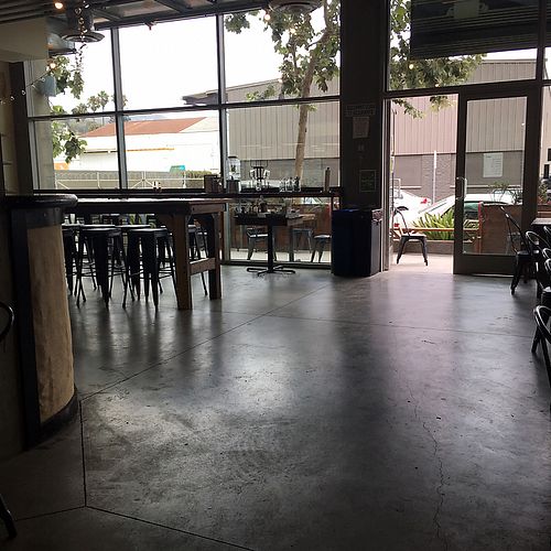 concrete floors and wall. spacious and welcoming  at Harvest Cafe in Ventura