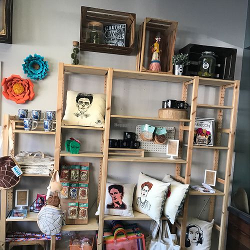 Gift shop at Horchateria - Rio Luna in Paramount