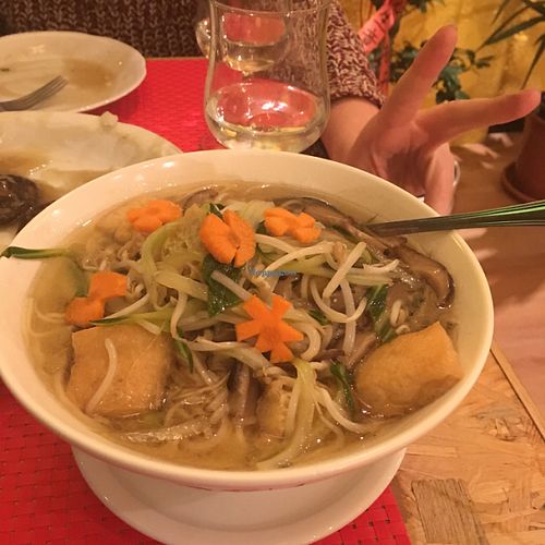 sopa de fideos con tofu at Healthy Lovers in Madrid