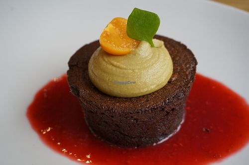 Moelleux au chocolat at Hope in Paris