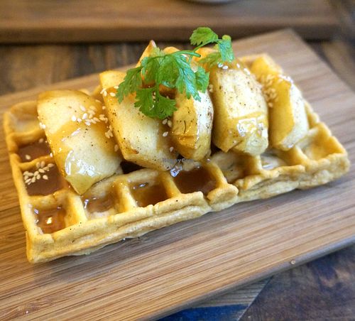 Gaufres aux pommes rôties at Hope in Paris