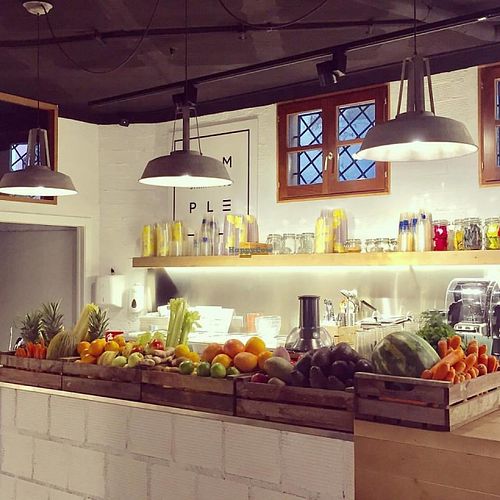 Fresh veggies and fruits on the counter!
(Photo: Simple's Facebook-page) at Simple - Smart Food Bar in Mallorca