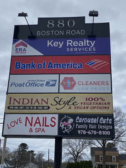 Signage  at IndianStyle in Billerica
