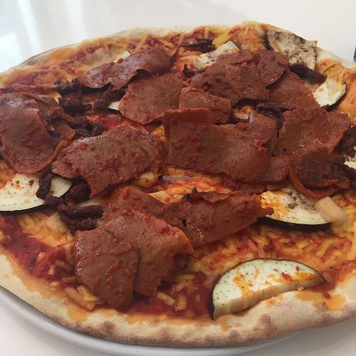 vegan seitan pizza at Tikitak in Turku