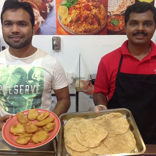 The Boys at Sabor de India in Valdivia