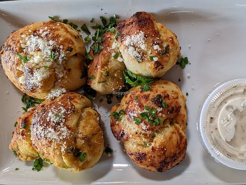 Garlic knots at Virtuous Pie in Portland