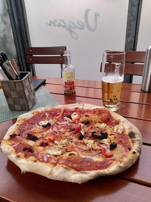 Vegan pizza at Organic Pizza in Salzburg