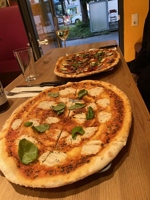 Vegan Margherita and V1 at Organic Pizza in Salzburg