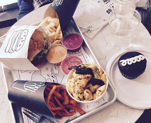 One of my favorite Vegan Chefs and now in Boston Seaport and soon at Fenway - 
delicious vegan comfort food - selling juices and Grab and Go items - 
salads, burgers, pasta, sandwiches...French Fries - classic or sweet potato
Chloe was the winner of the Cupcake Wars - so you know her treats are delicious! 
Cold press juice and smoothie bowls
Kosher 
Brunch on the weekends 
Beer and Wine
Download the App for take out orders... at By Chloe - Seaport Blvd in Boston