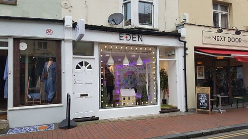 Store front at Eden Perfumes - The Lanes in Brighton