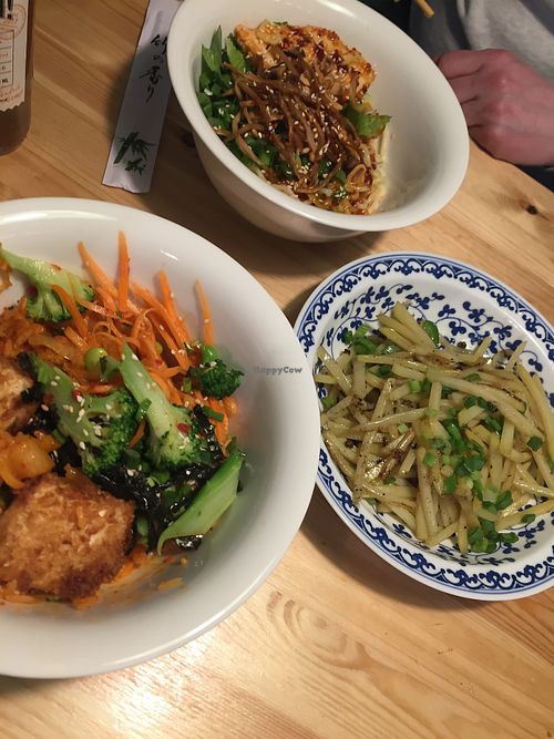 good food at Noodle Box in Tallinn