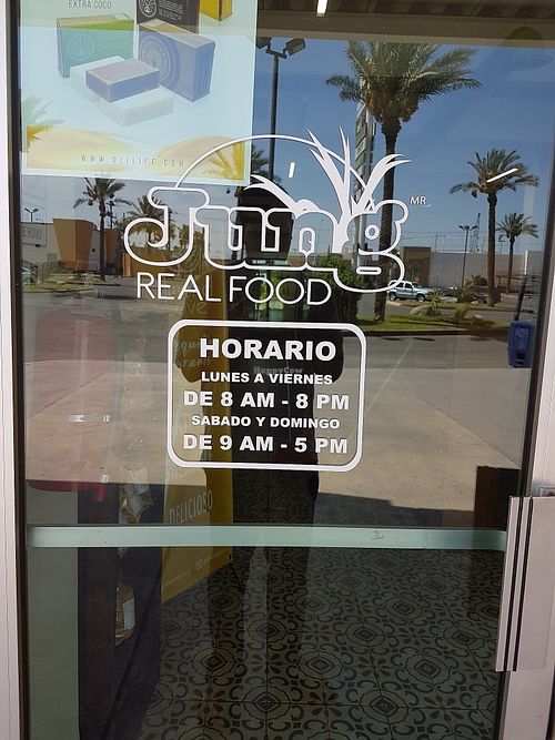 el horario at Jung Real Food in Mexicali