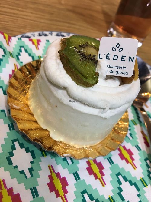 tropical vegan cake at L'Eden Libre de Gluten in Obernai
