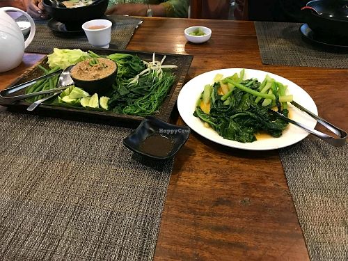 Fried Chinese Kale and Khmer Stew at Yuan Sheng Vegetable Restaurant in Siem Reap