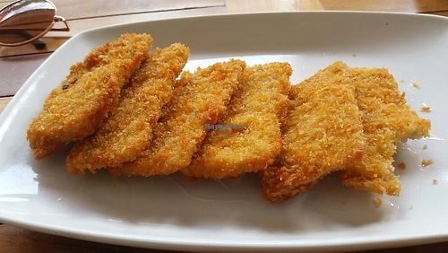 fried tempeh at Karuna Vittala Vegetarian in Batuan