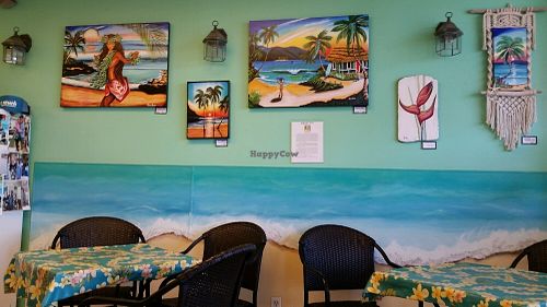 seating at Joy's Place in Kihei