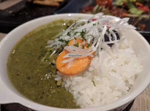 Spinach cashew curry. Mild, rich, and a little spicy! at LBK Craft in Nara