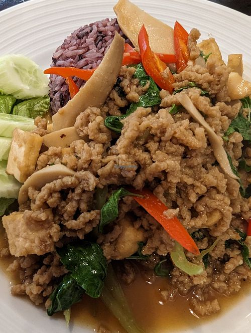 pad kraprow at Tofu Kitchen in Koh Chang