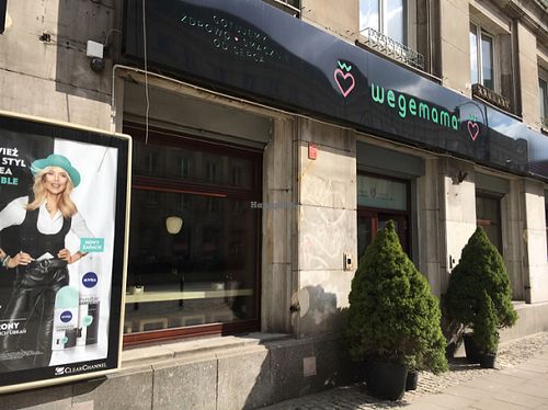 outside  at Wegeguru in Warsaw