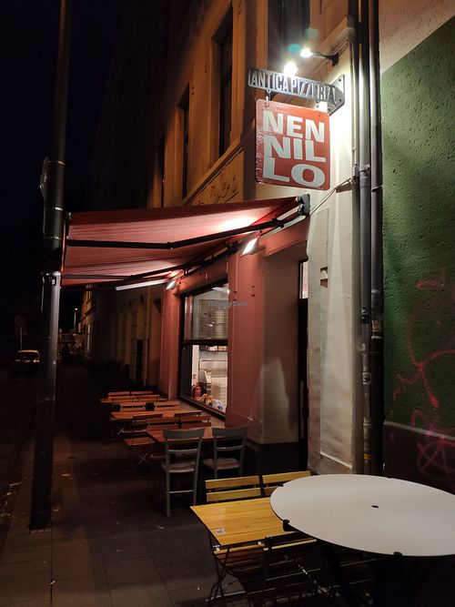 Entrance at Antica Pizzeria Nennillo in Cologne