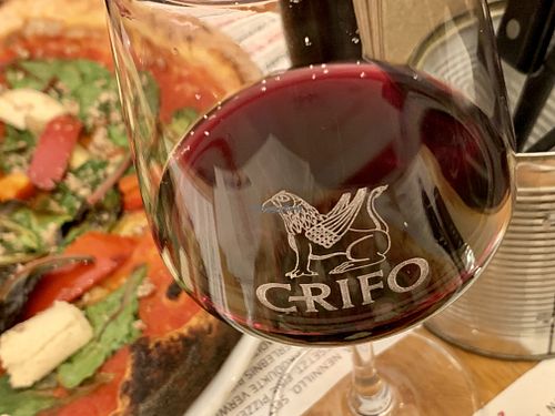 red wine at Antica Pizzeria Nennillo in Cologne