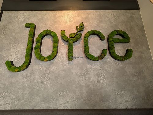 Moos-Schrift at Joyce in Reutte