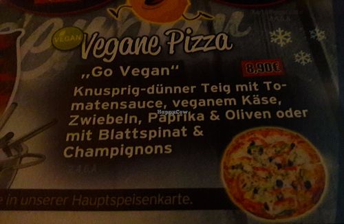 Vegan pizzas with vegan cheese.  at Wunderbar in Neuss