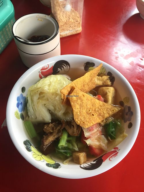 another day another bowl of noodle soup at Pan Road - Vegan Food Cart in Bangkok