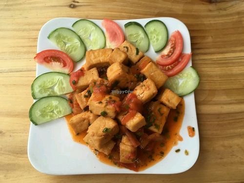Tofu with tomato sauce and veggies  at Cloudy Sapa Restaurant in Sapa