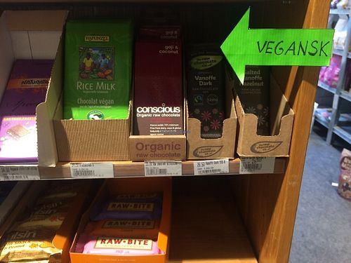 Some of the products in the store at Nava Helsemarked in Hellerup