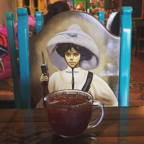Iced vegan cinnamon tea at Frida's Cafe in Hammond