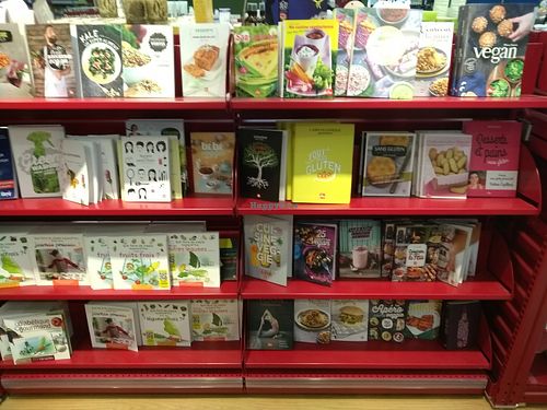 Vegan books at natureO in Chanteloup-en-brie