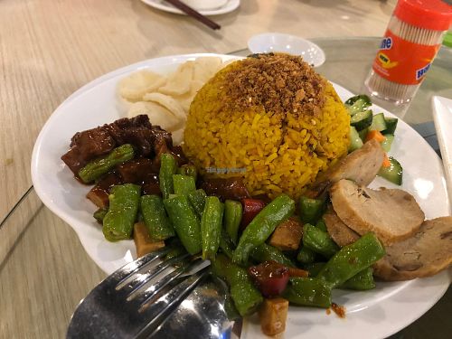 Indonesian turmeric fried rice at Family Vegetarian in New Territories