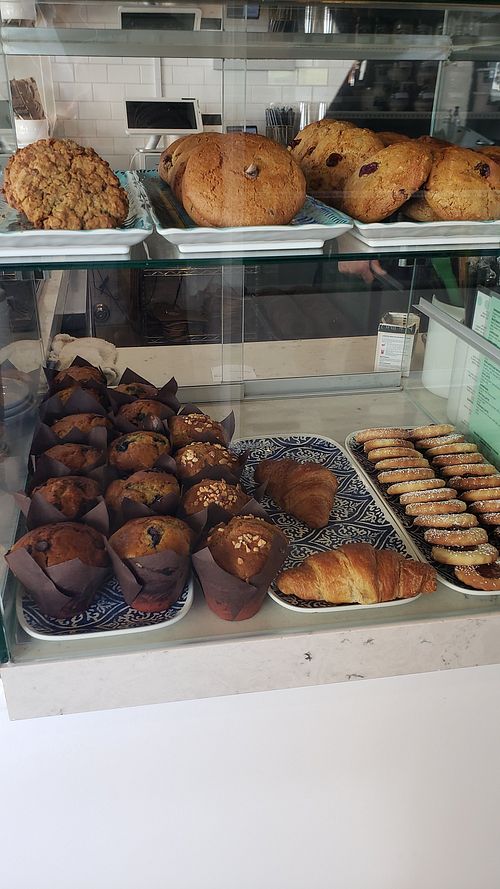 Cookies 🍪 at Green Table Cafe in Los Angeles