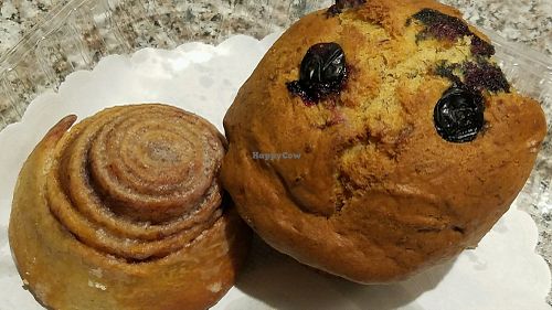 cinnamon roll and a blueberry muffin at Green Table Cafe in Los Angeles