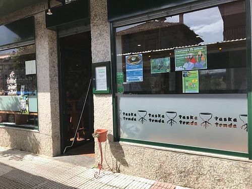 Outside at Taskatenda in Salvaterra De Mino