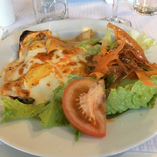 Vegan lasagna! at Moment'Um in Porto